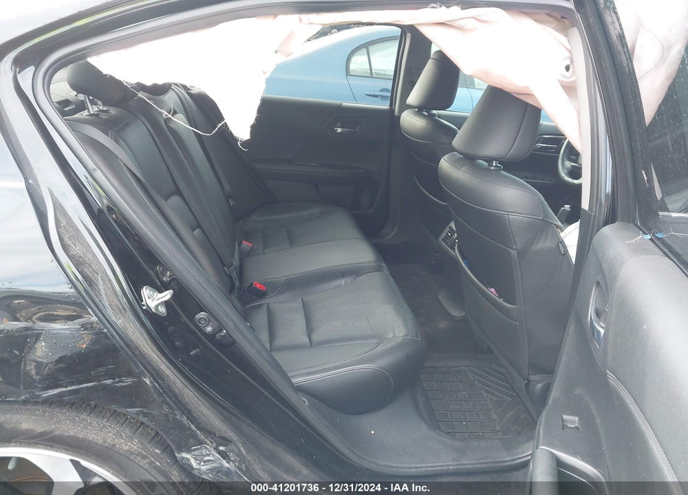 2016 HONDA ACCORD VIN: 1HGCR2F86GA244625