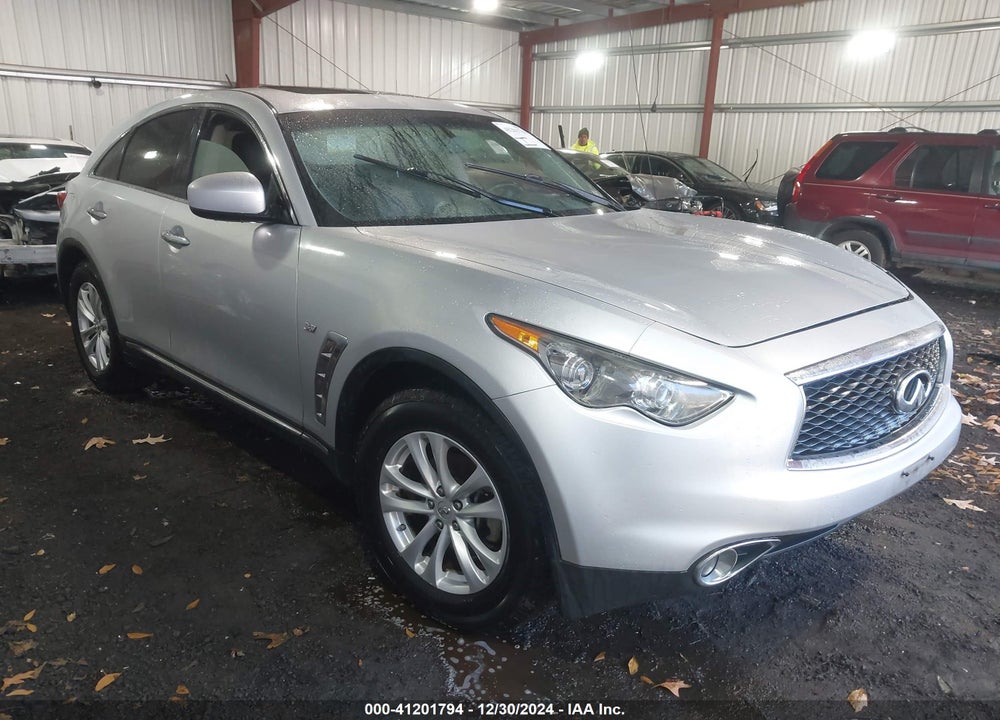 2017 INFINITI QX70 VIN: JN8CS1MUXHM141080