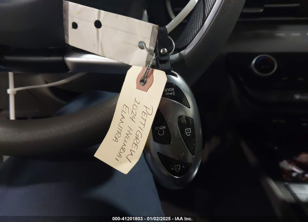 2024 HYUNDAI ELANTRA VIN: KMHLM4DG3RU690070