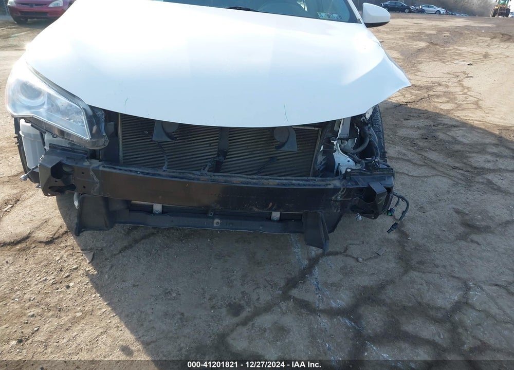 2017 TOYOTA CAMRY LE VIN: 4T1BF1FK5HU732677