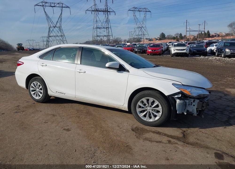 2017 TOYOTA CAMRY LE VIN: 4T1BF1FK5HU732677