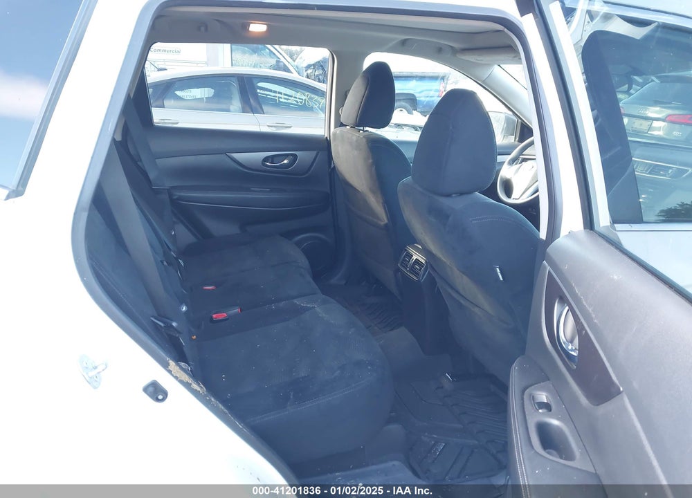 2016 NISSAN ROGUE VIN: 5N1AT2MV1GC828186