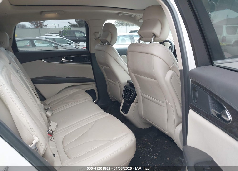 2019 LINCOLN NAUTILUS RESERVE VIN: 2LMPJ8L99KBL41628
