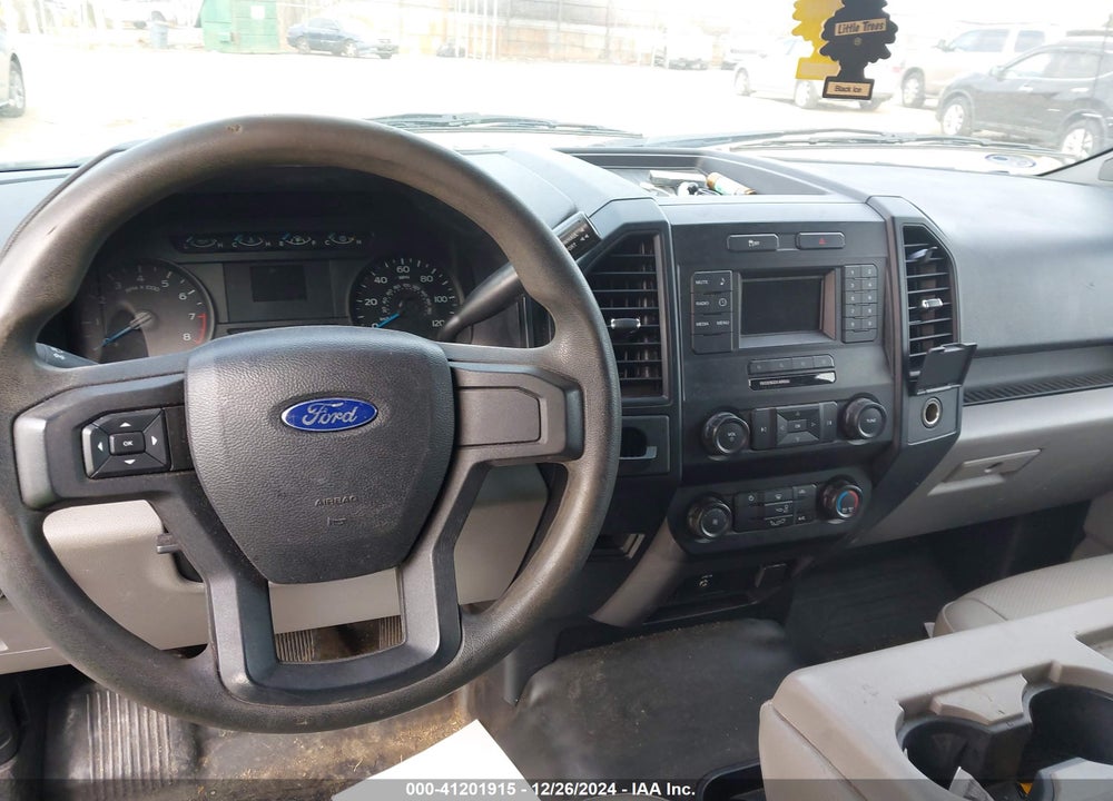 2016 FORD F-150 VIN: 1FTMF1C80GKD51030