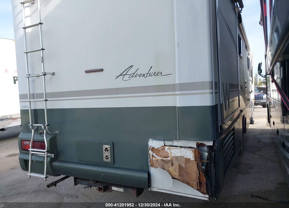 2002 WINNEBAGO ADVENTURER VIN: 1FCNF53S810A08525