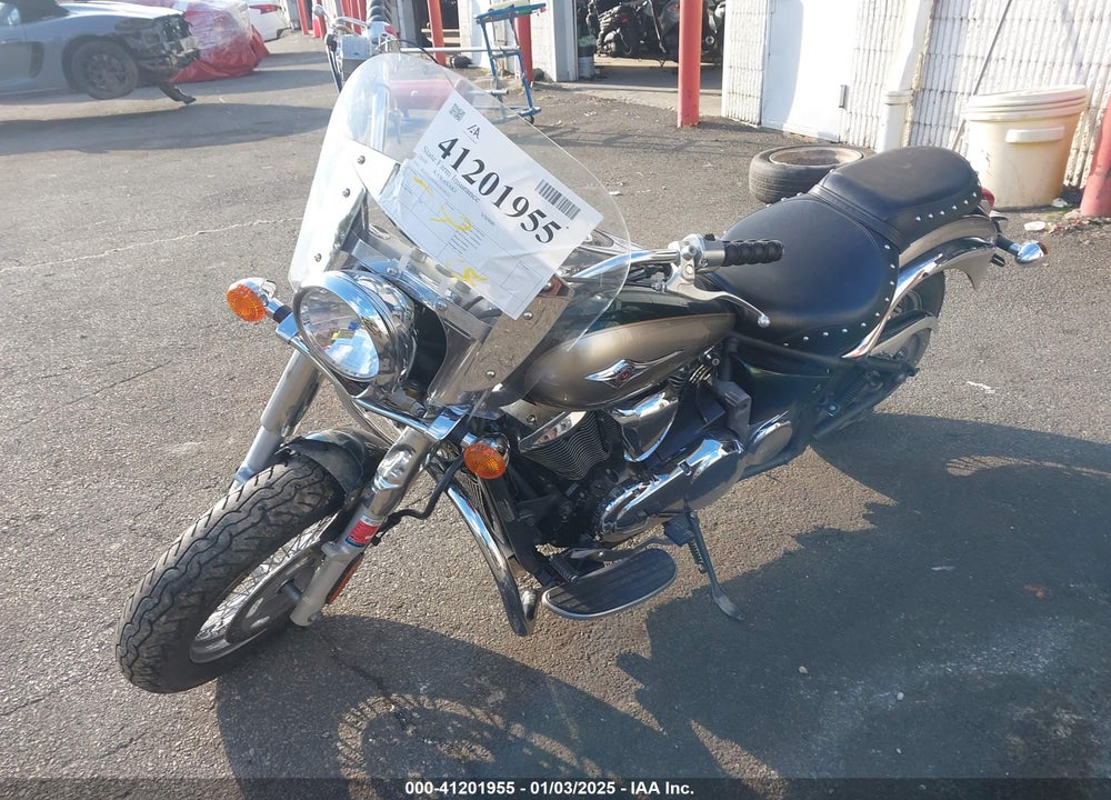 2010 KAWASAKI VN900 D VIN: JKAVN2D19AA038225