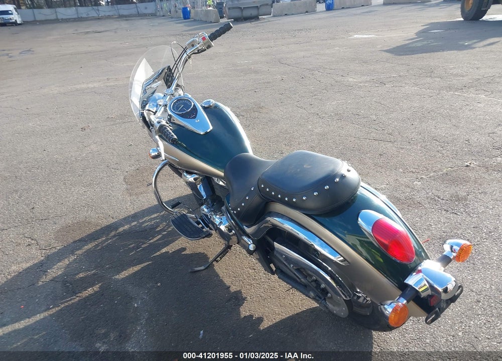2010 KAWASAKI VN900 D VIN: JKAVN2D19AA038225