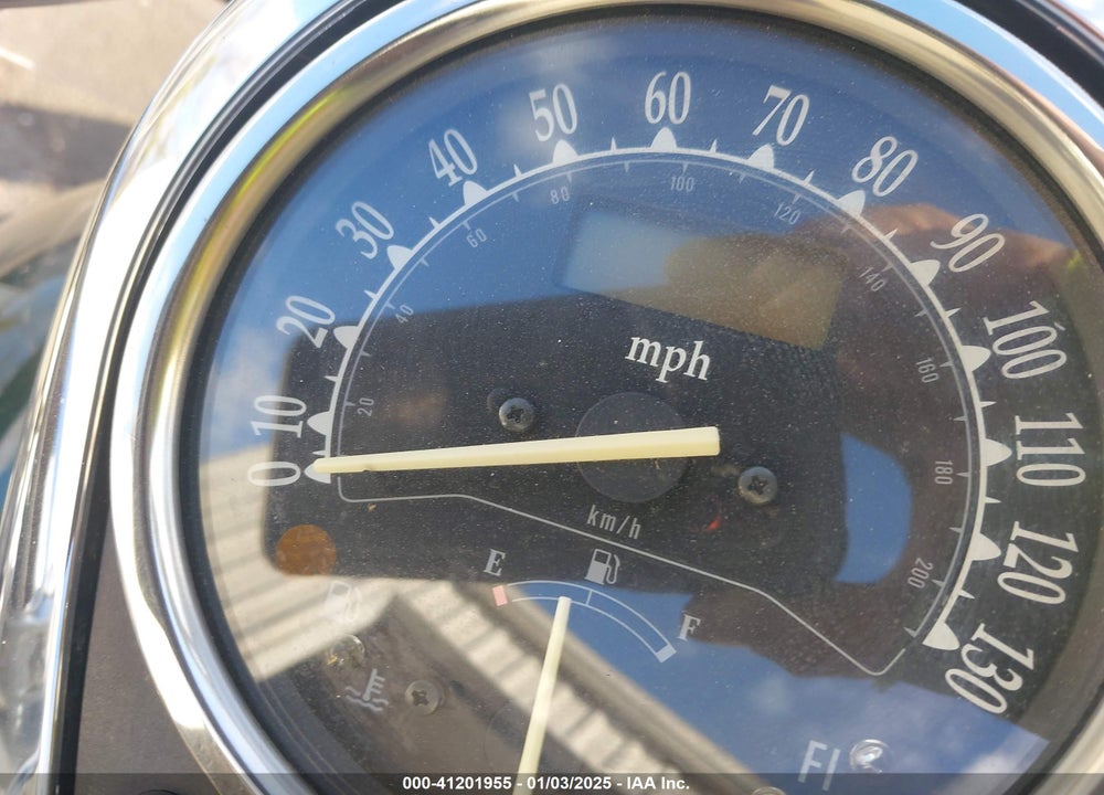 2010 KAWASAKI VN900 D VIN: JKAVN2D19AA038225