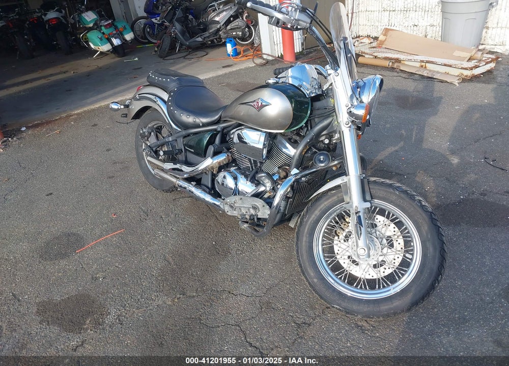 2010 KAWASAKI VN900 D VIN: JKAVN2D19AA038225