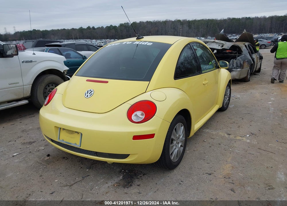 2009 VOLKSWAGEN NEW BEETLE 2.5L VIN: 3VWPW31C59M518880