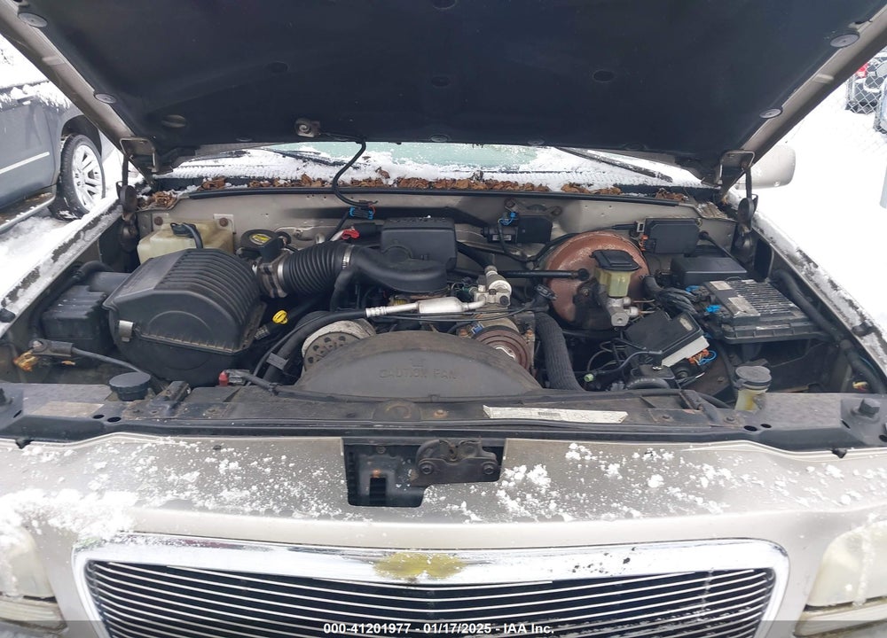 2000 CADILLAC ESCALADE STANDARD VIN: 1GYEK13R4YR144703