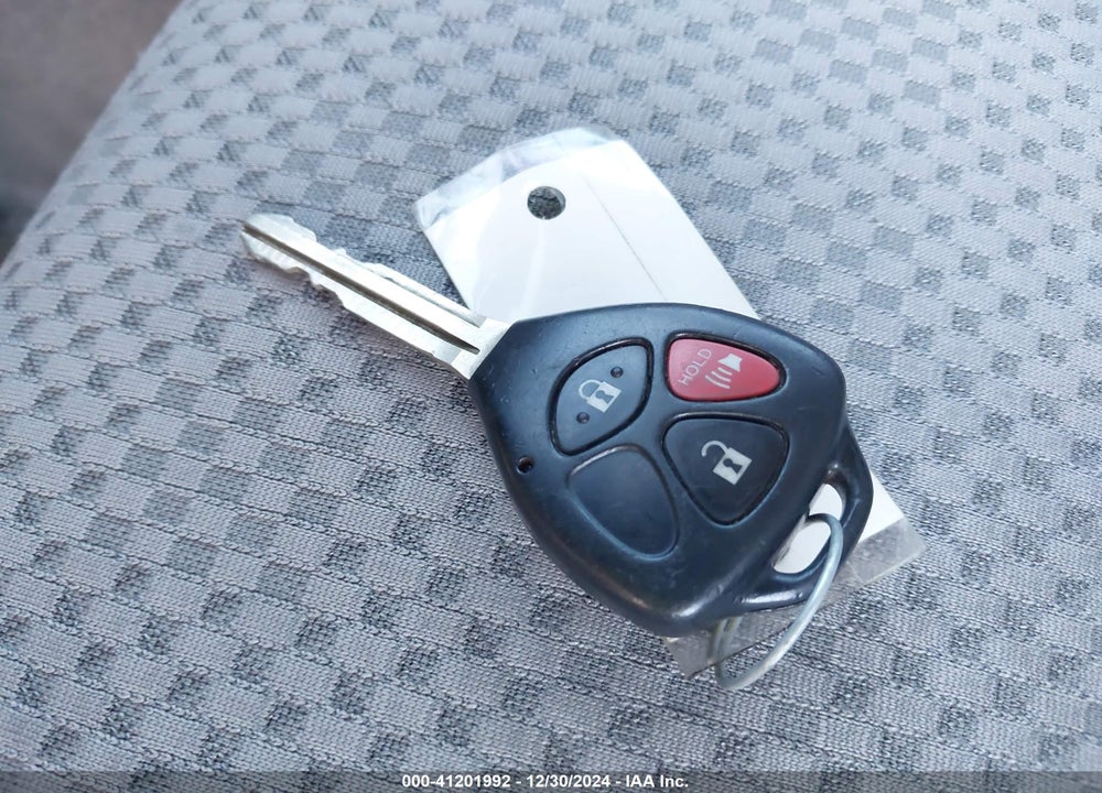 2008 TOYOTA RAV4 VIN: JTMBD33V086069818