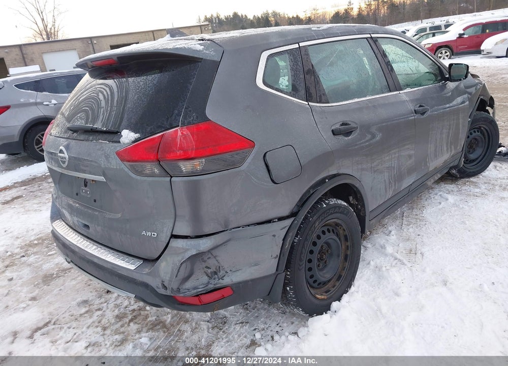 2017 NISSAN ROGUE S VIN: 5N1AT2MV9HC733585