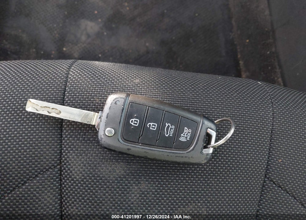 2022 HYUNDAI ELANTRA SE VIN: KMHLL4AG9NU255300