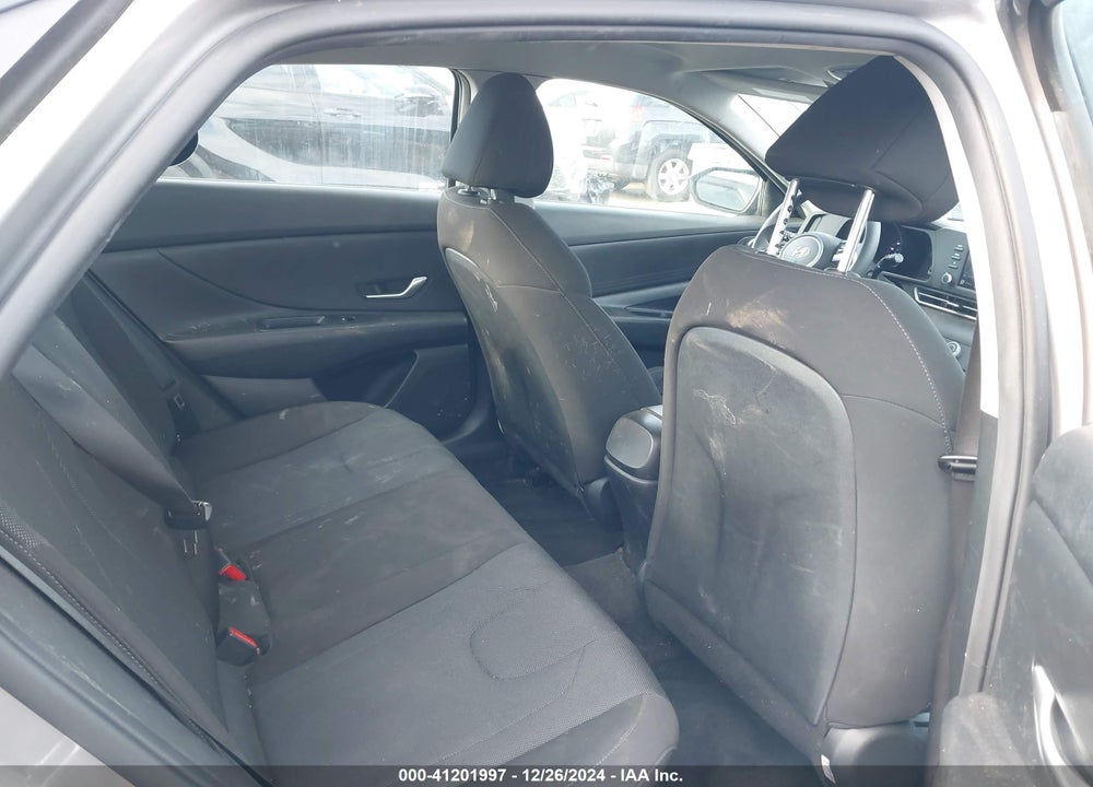 2022 HYUNDAI ELANTRA SE VIN: KMHLL4AG9NU255300