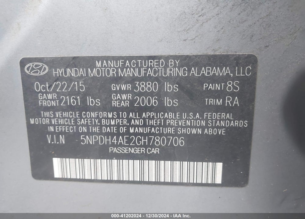 2016 HYUNDAI ELANTRA VIN: 5NPDH4AE2GH780706