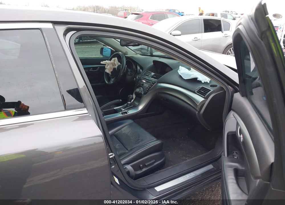 2010 ACURA TL VIN: 19UUA9F5XAA005189