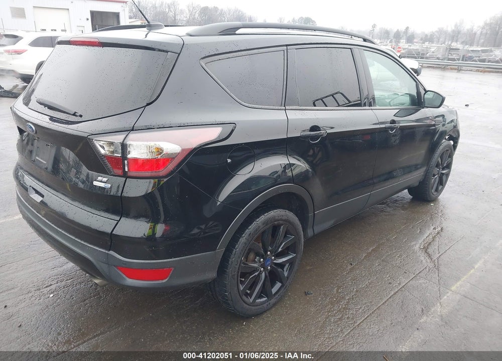 2017 FORD ESCAPE SE VIN: 1FMCU9G9XHUB98676