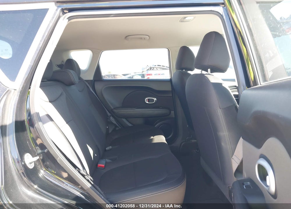 2017 KIA SOUL VIN: KNDJN2A22H7499257