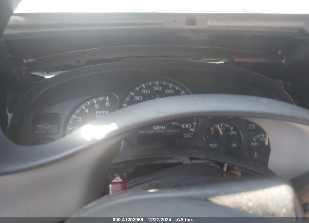 2002 CHEVROLET TAHOE LS VIN: 1GNEC13Z92R151910