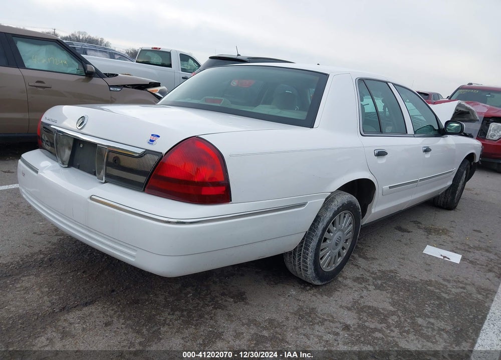 2007 MERCURY GRAND MARQUIS VIN: 2MEFM75V17X627425