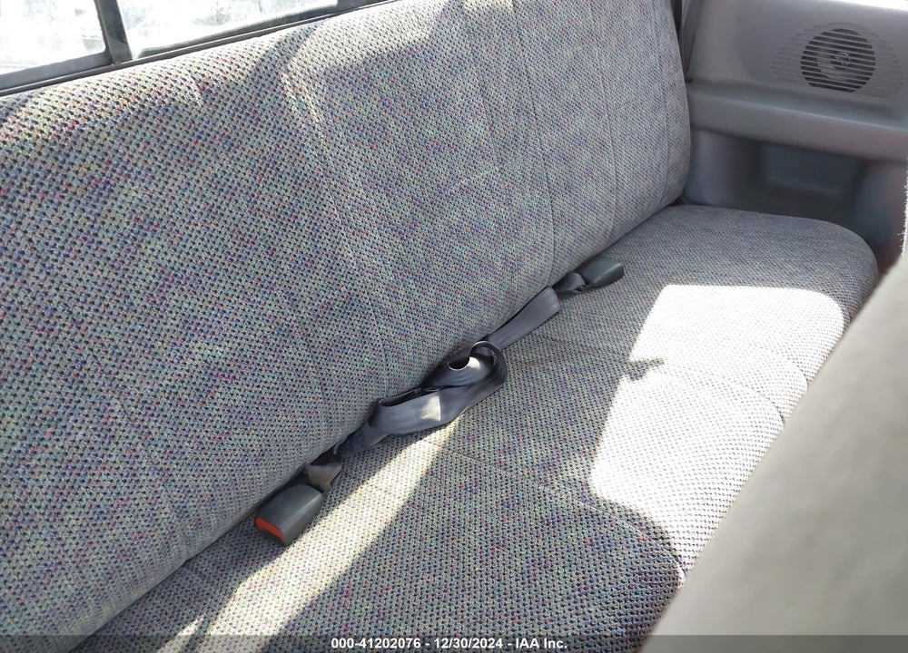 1999 DODGE RAM 1500 ST VIN: 3B7HF12Y8XG151376