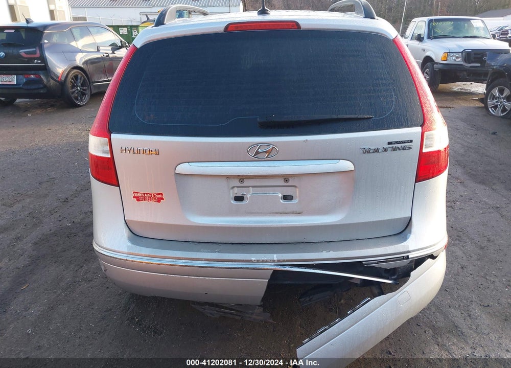 2010 HYUNDAI ELANTRA TOURING VIN: KMHDC8AE0AU071691