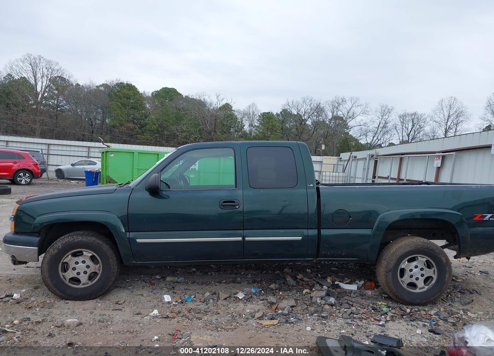 2003 CHEVROLET SILVERADO 1500 LS VIN: 1GCEK19V93E221057