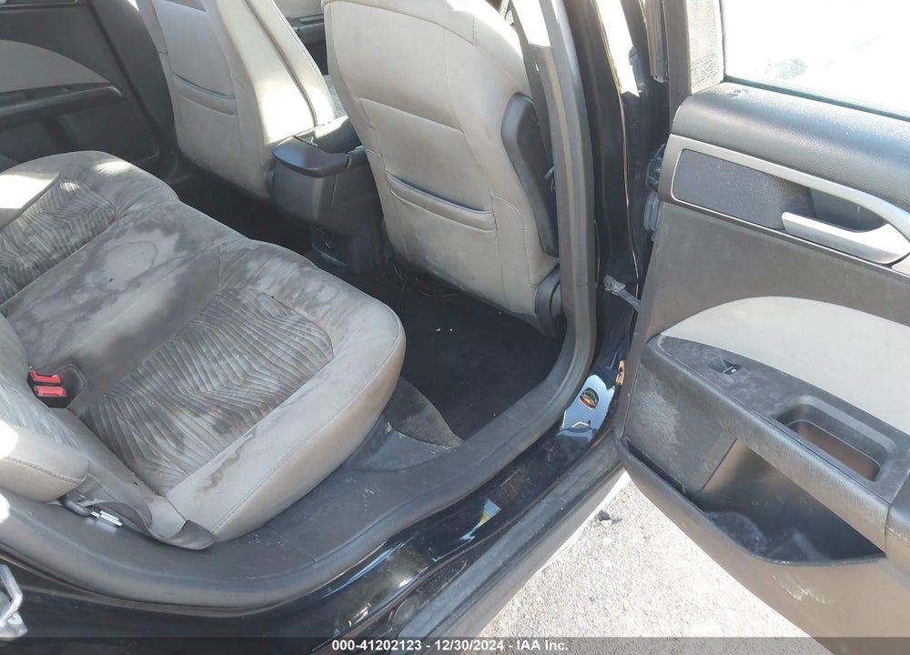 2016 FORD FUSION VIN: 3FA6P0G74GR224140