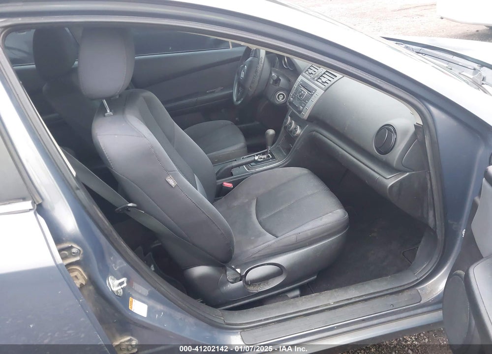 2011 MAZDA 6 I SPORT VIN: 1YVHZ8BHXB5M30242