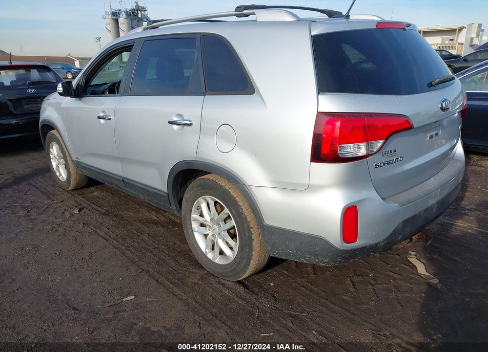 2014 KIA SORENTO LX V6 VIN: 5XYKTDA71EG497743
