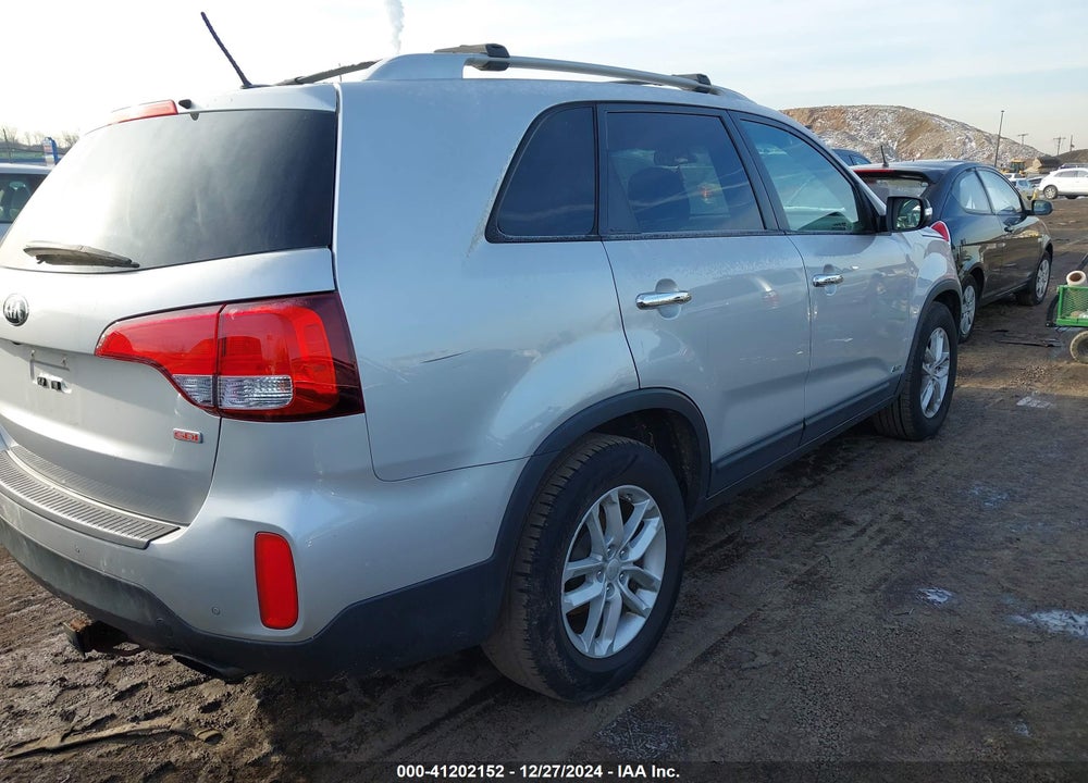 2014 KIA SORENTO LX V6 VIN: 5XYKTDA71EG497743