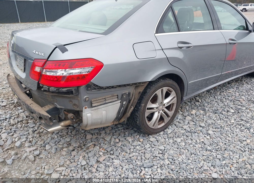 2010 MERCEDES-BENZ E 350 4MATIC VIN: WDDHF8HB3AA165614