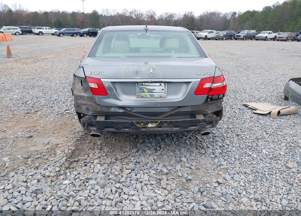 2010 MERCEDES-BENZ E 350 4MATIC VIN: WDDHF8HB3AA165614