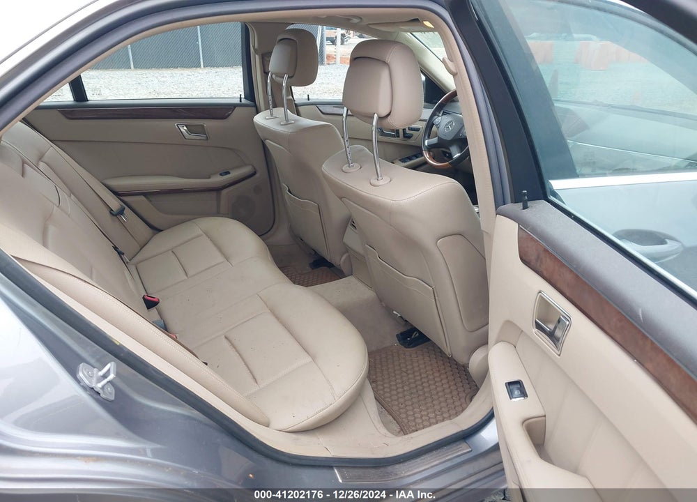 2010 MERCEDES-BENZ E 350 4MATIC VIN: WDDHF8HB3AA165614