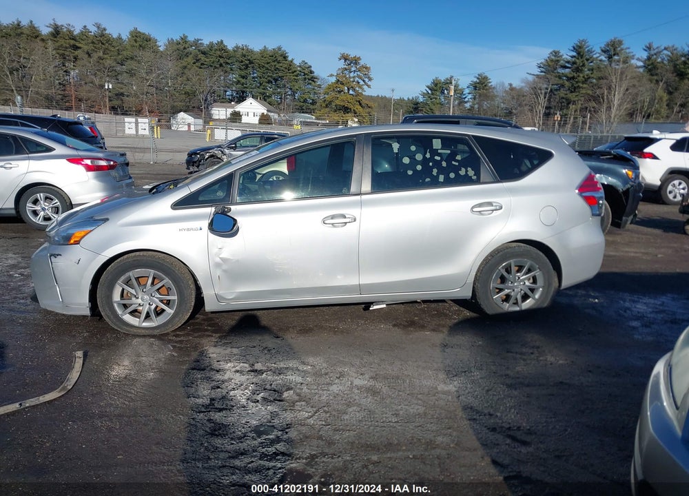 2016 TOYOTA PRIUS V TWO VIN: JTDZN3EU6GJ044160
