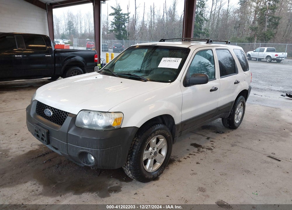 2005 FORD ESCAPE XLT VIN: 1FMYU93185KD98677