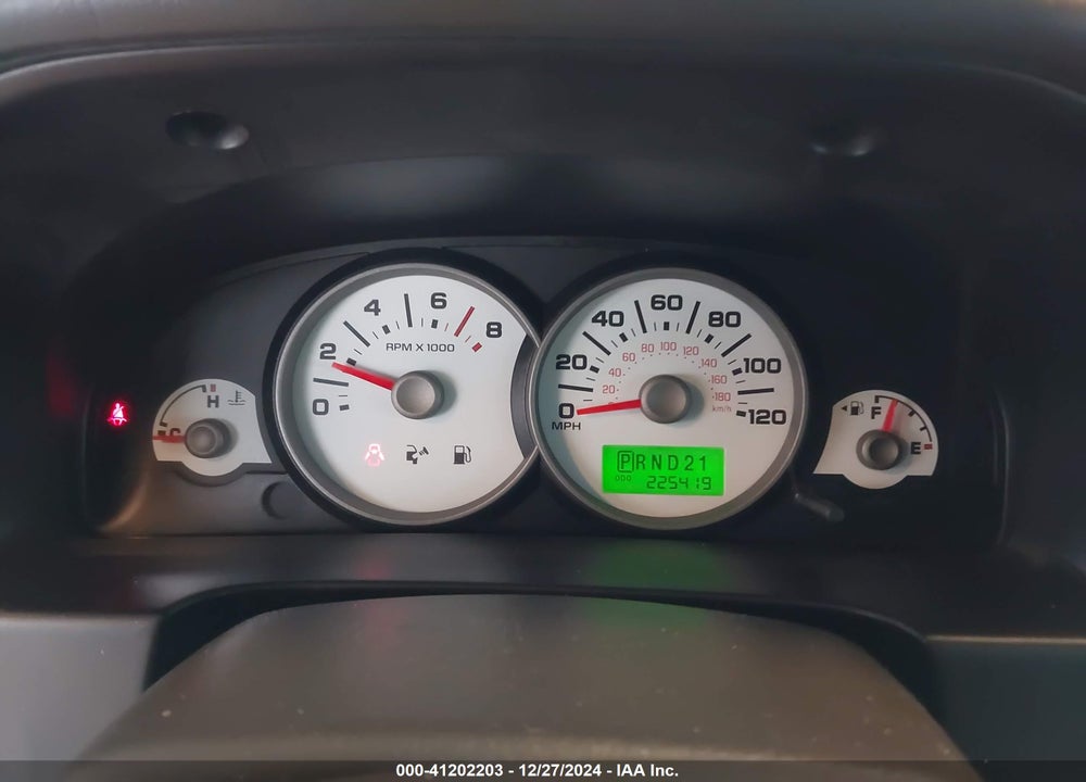 2005 FORD ESCAPE XLT VIN: 1FMYU93185KD98677