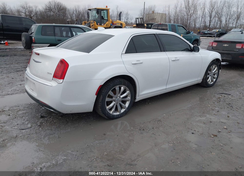 2015 CHRYSLER 300 LIMITED VIN: 2C3CCARG1FH892164