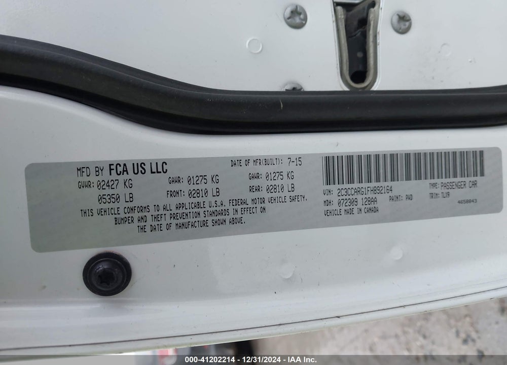 2015 CHRYSLER 300 LIMITED VIN: 2C3CCARG1FH892164