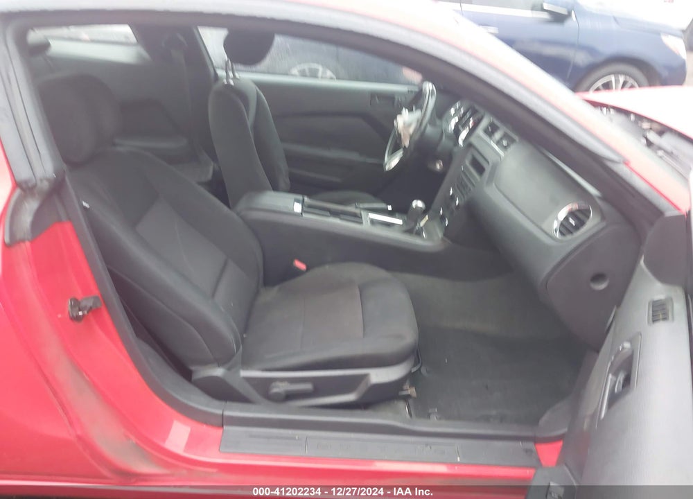2014 FORD MUSTANG V6 VIN: 1ZVBP8AM2E5314860