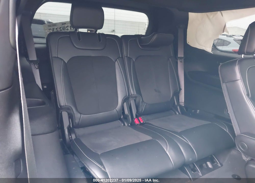 2021 JEEP GRAND CHEROKEE L ALTITUDE 4X2 VIN: 1C4RJJAG7M8211175