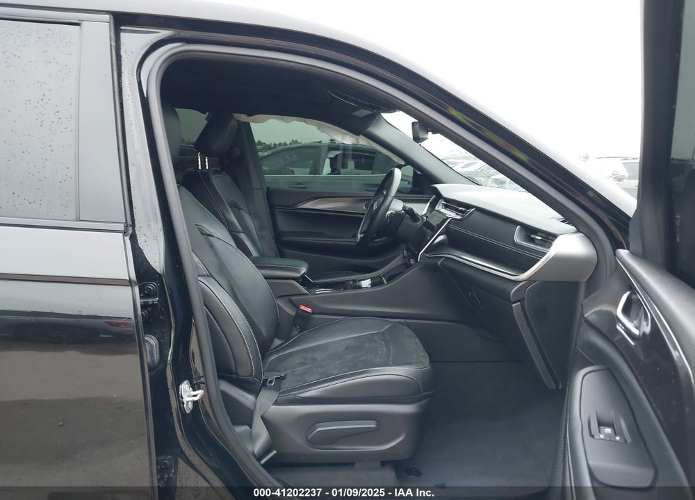 2021 JEEP GRAND CHEROKEE L ALTITUDE 4X2 VIN: 1C4RJJAG7M8211175