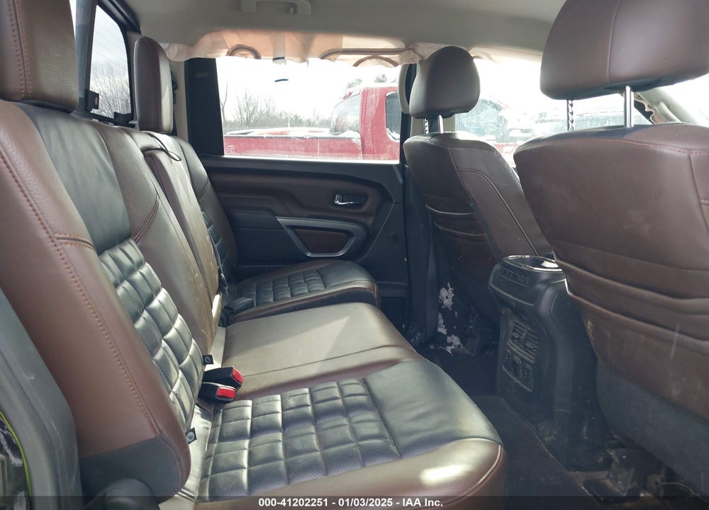 2017 NISSAN TITAN VIN: 1N6AA1E55HN533095