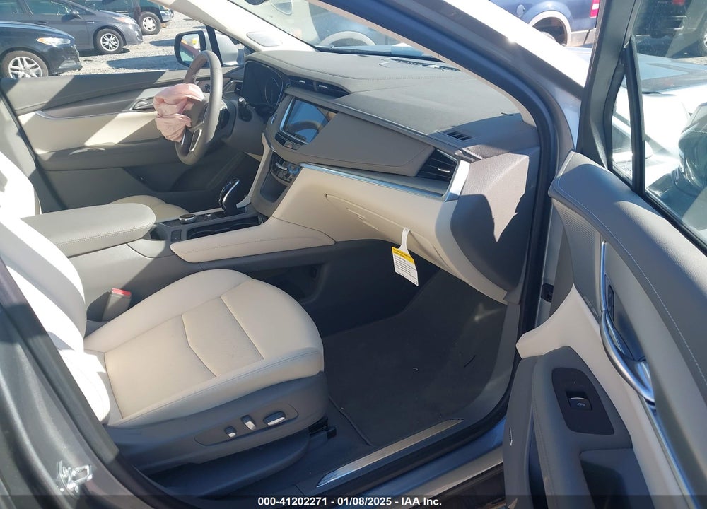2024 CADILLAC XT5 FWD PREMIUM LUXURY VIN: 1GYKNCR45RZ752636
