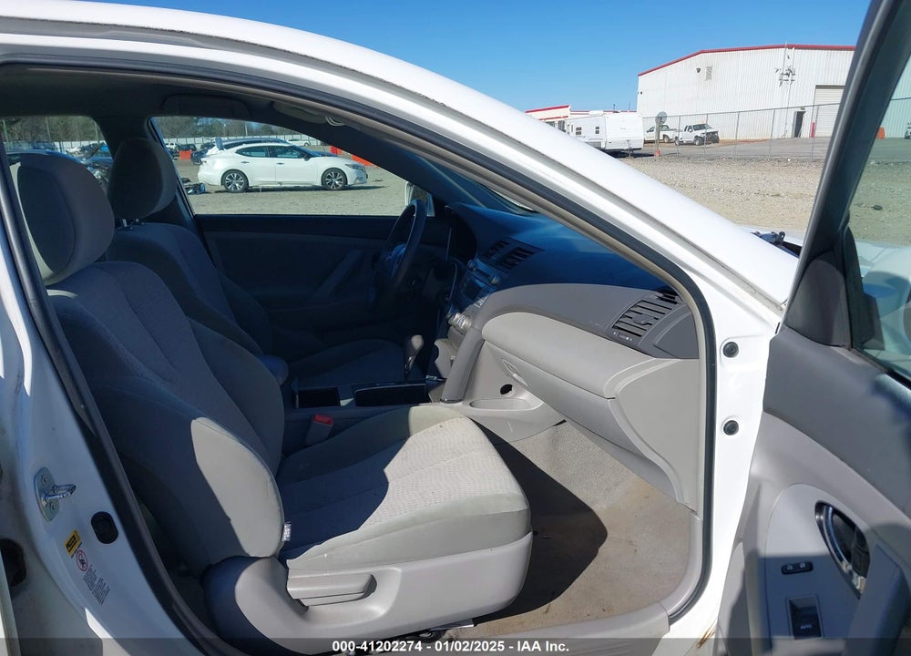 2011 TOYOTA CAMRY LE VIN: 4T1BF3EK9BU727518