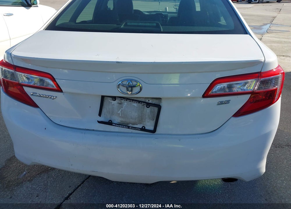 2013 TOYOTA CAMRY SE VIN: 4T1BF1FK6DU269426