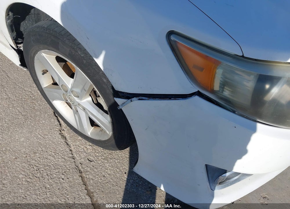 2013 TOYOTA CAMRY SE VIN: 4T1BF1FK6DU269426