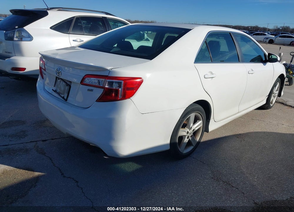 2013 TOYOTA CAMRY SE VIN: 4T1BF1FK6DU269426