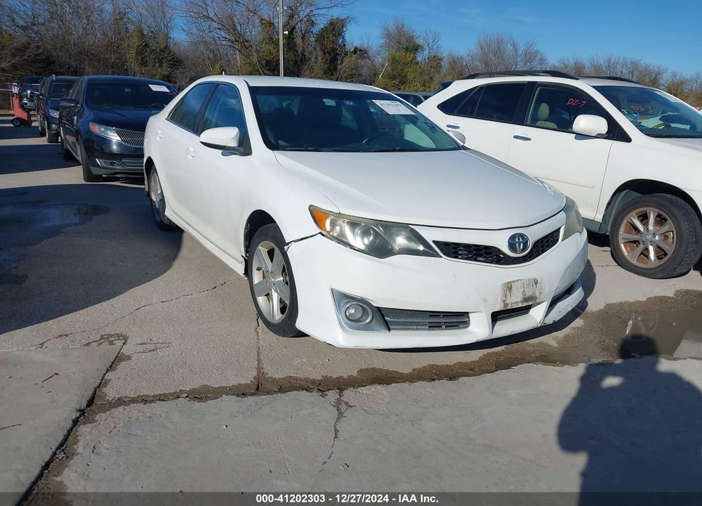 2013 TOYOTA CAMRY SE VIN: 4T1BF1FK6DU269426